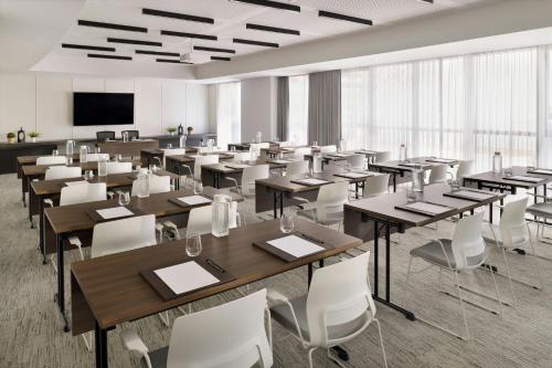 courtyard by marriott world trade centre dubai