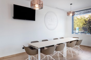 b and b hotel madrid alcorcon