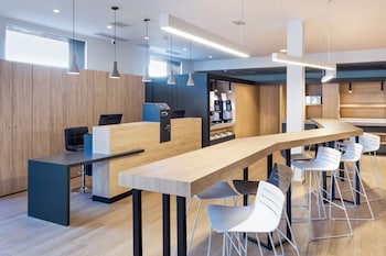 b and b hotel madrid alcorcon