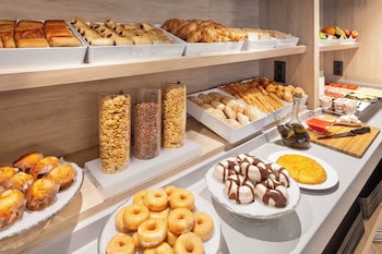 b and b hotel madrid alcorcon