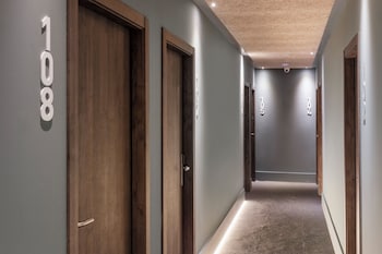 b and b hotel madrid alcorcon