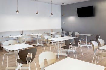 b and b hotel madrid alcorcon