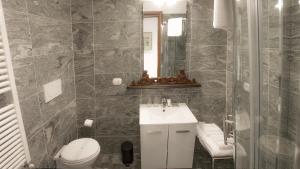 aiello suites executive