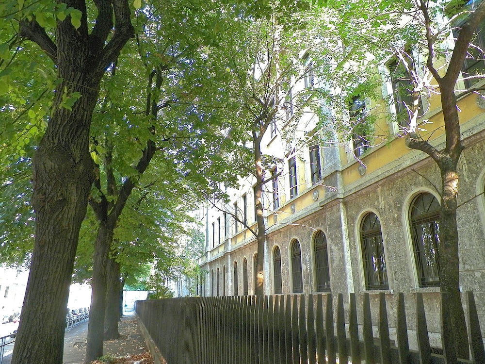 aiello suites executive