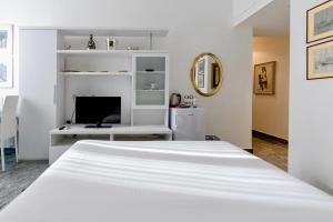 aiello suites executive