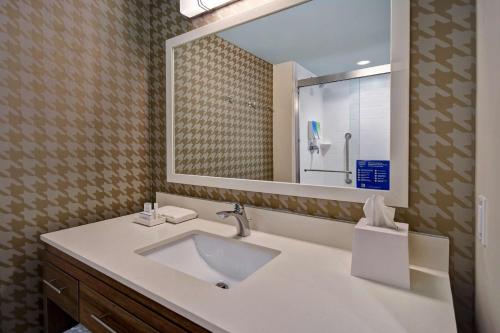 home2 suites by hilton odessa
