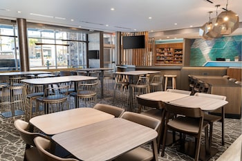 springhill suites by marriott irvine lake forest