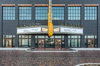 bottleworks hotel