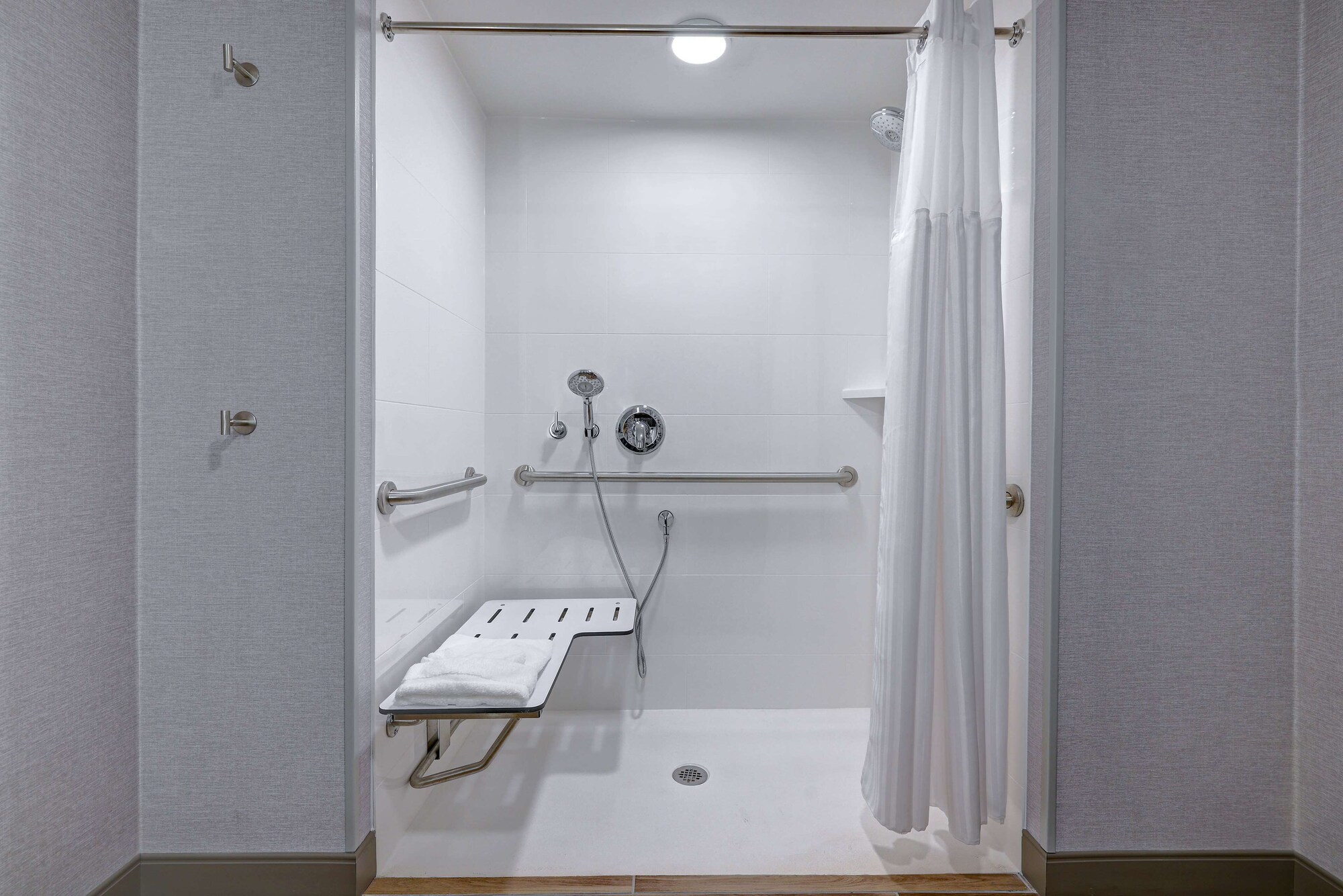 hilton garden inn cedar rapids