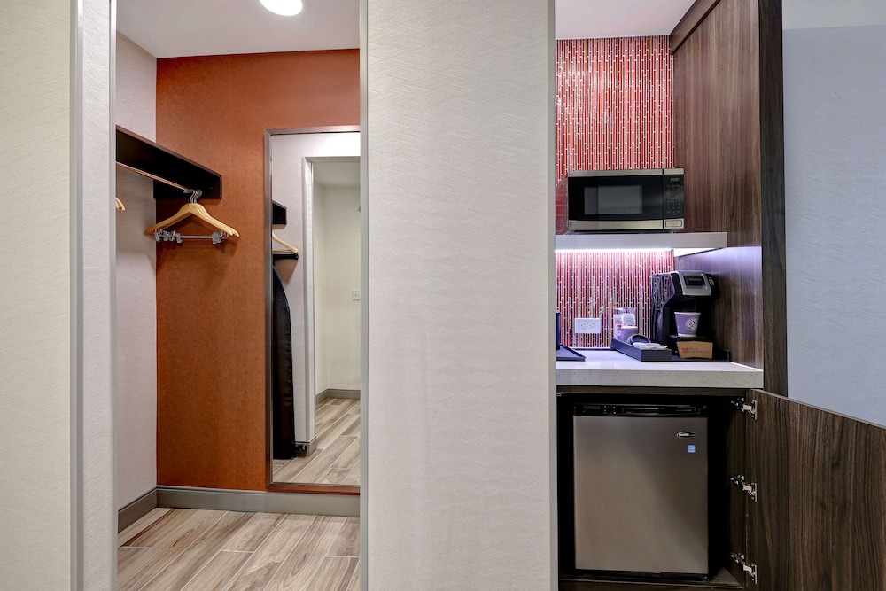 hilton garden inn cedar rapids