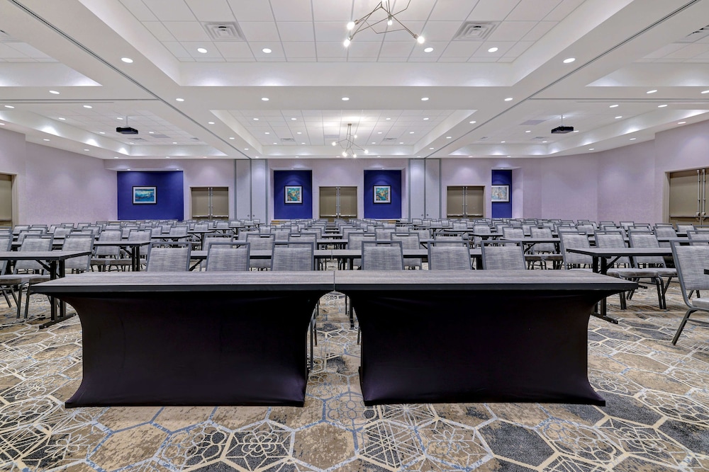 hilton garden inn cedar rapids