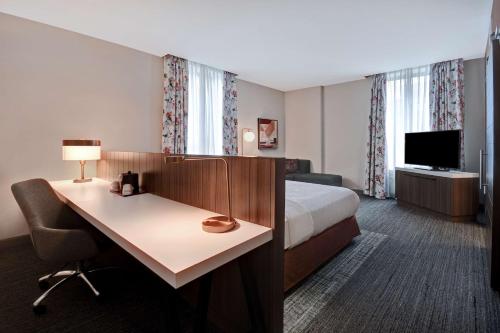hilton garden inn kalamazoo