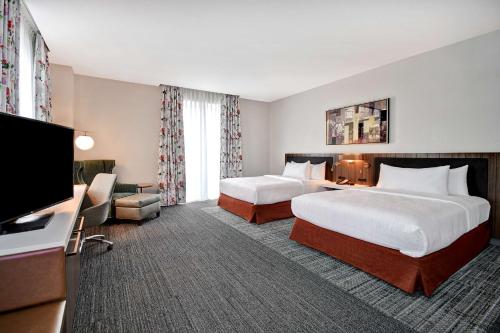 hilton garden inn kalamazoo