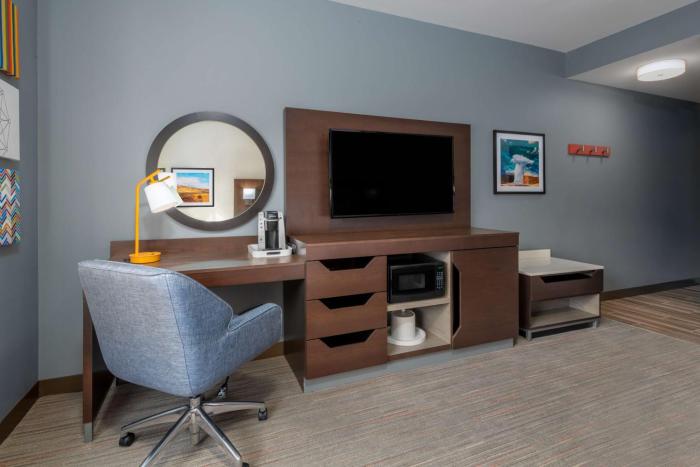 hampton inn and suites cody