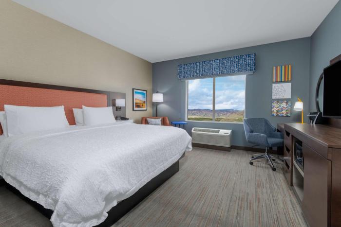 hampton inn and suites cody