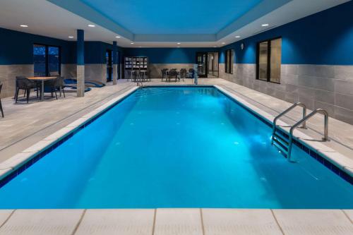hampton inn and suites cody