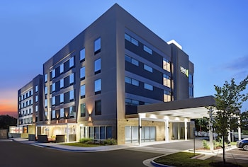 home2 suites by hilton raleigh north i 540