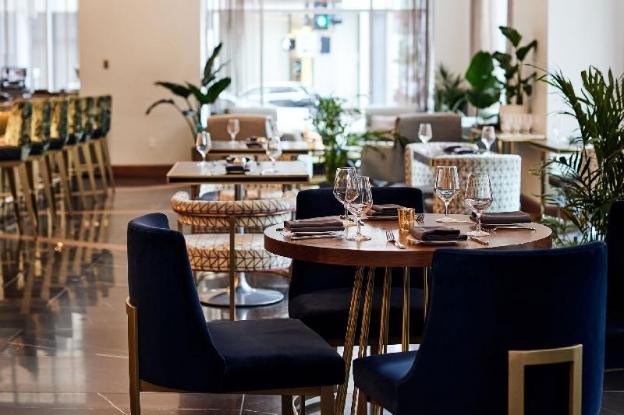 rand tower hotel minneapolis a marriott tribute portfolio hotel