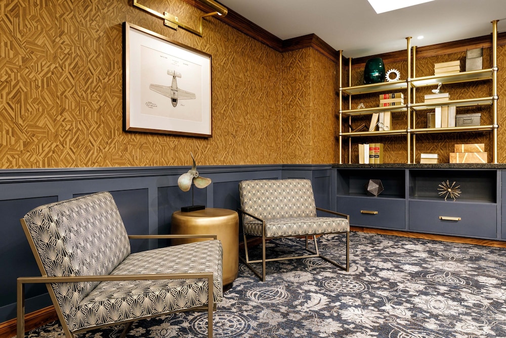 rand tower hotel minneapolis a marriott tribute portfolio hotel