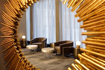 rand tower hotel minneapolis a marriott tribute portfolio hotel