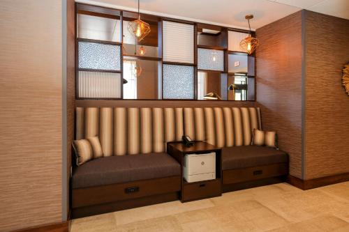 hampton inn and suites aurora south denver