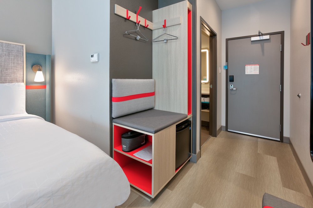 avid hotels austin tech ridge