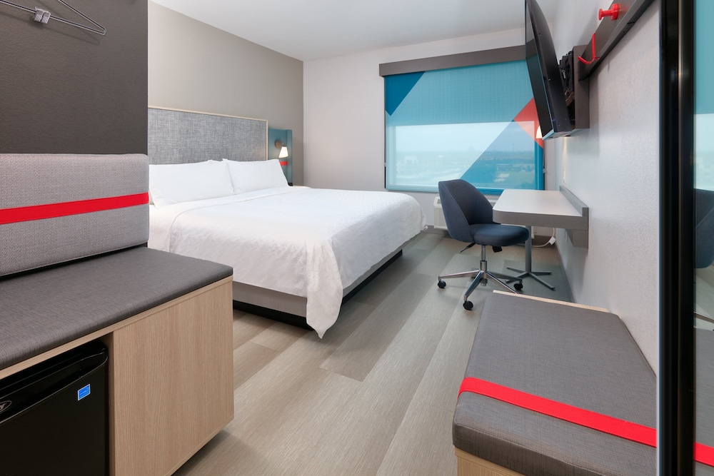 avid hotels austin tech ridge