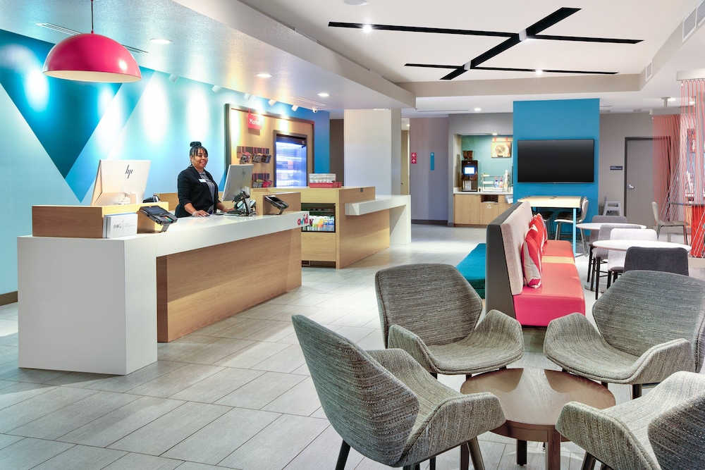 avid hotels austin tech ridge
