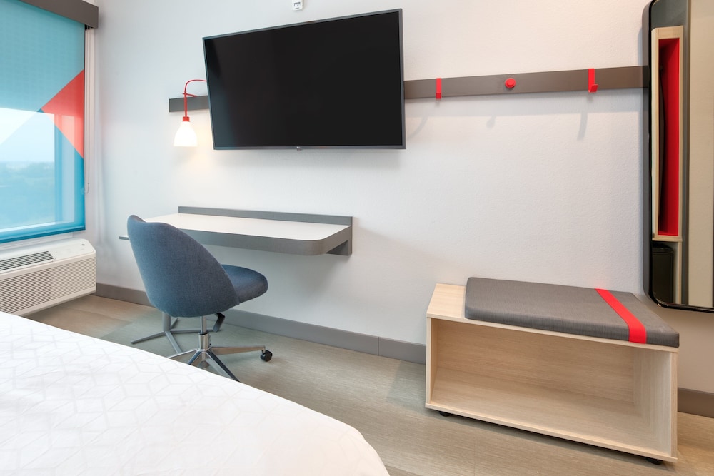 avid hotels austin tech ridge