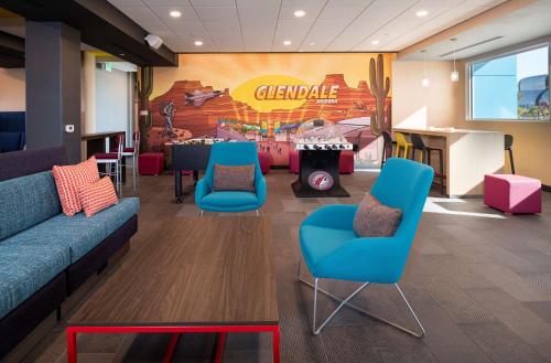 tru by hilton phoenix glendale westgate az