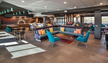 Tru By Hilton Phoenix Glendale Westgate, Az,Phoenix>>Glendale,3 star