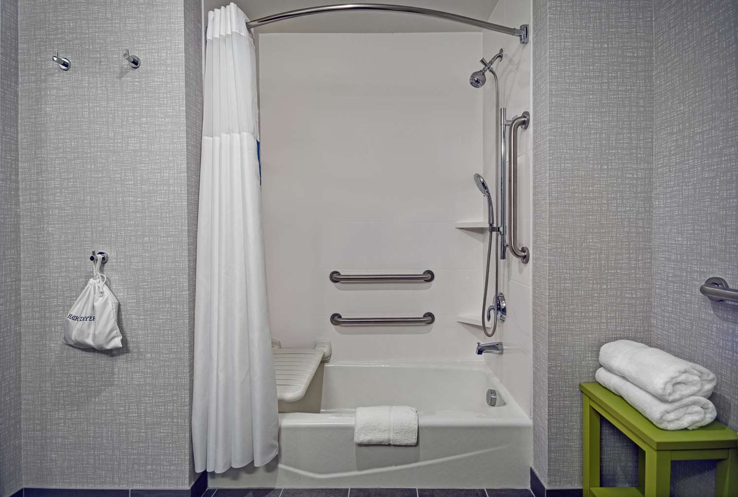 hampton inn las vegas strip south nv