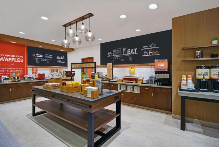 hampton inn las vegas strip south nv