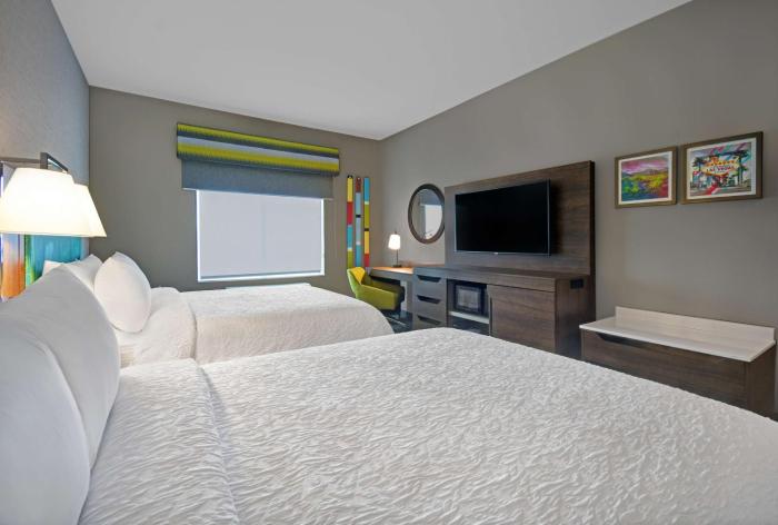 hampton inn las vegas strip south nv