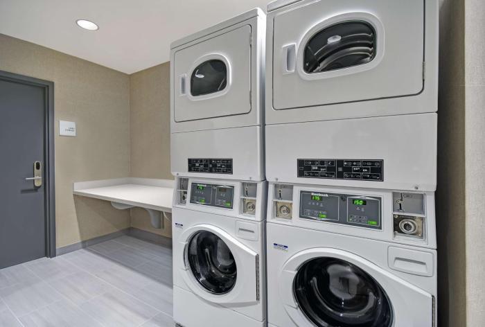 hampton inn las vegas strip south nv