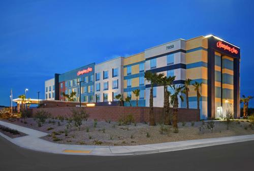 hampton inn las vegas strip south nv