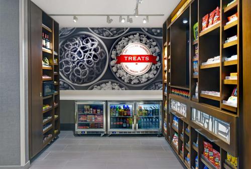 hampton inn las vegas strip south nv