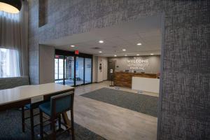 hampton inn and suites north attleboro