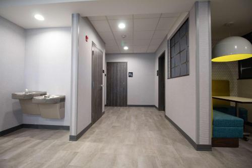 hampton inn and suites north attleboro