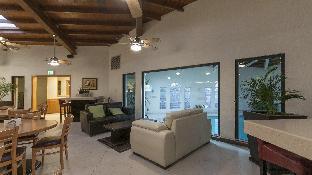 holiday inn and suites chihuahua expo