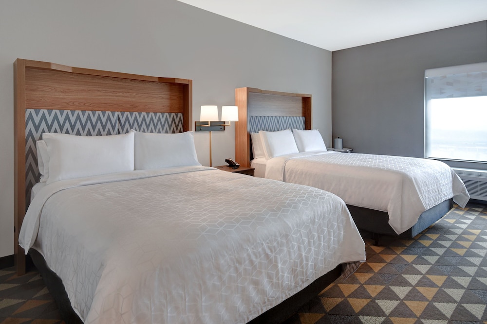 holiday inn erie an ihg hotel
