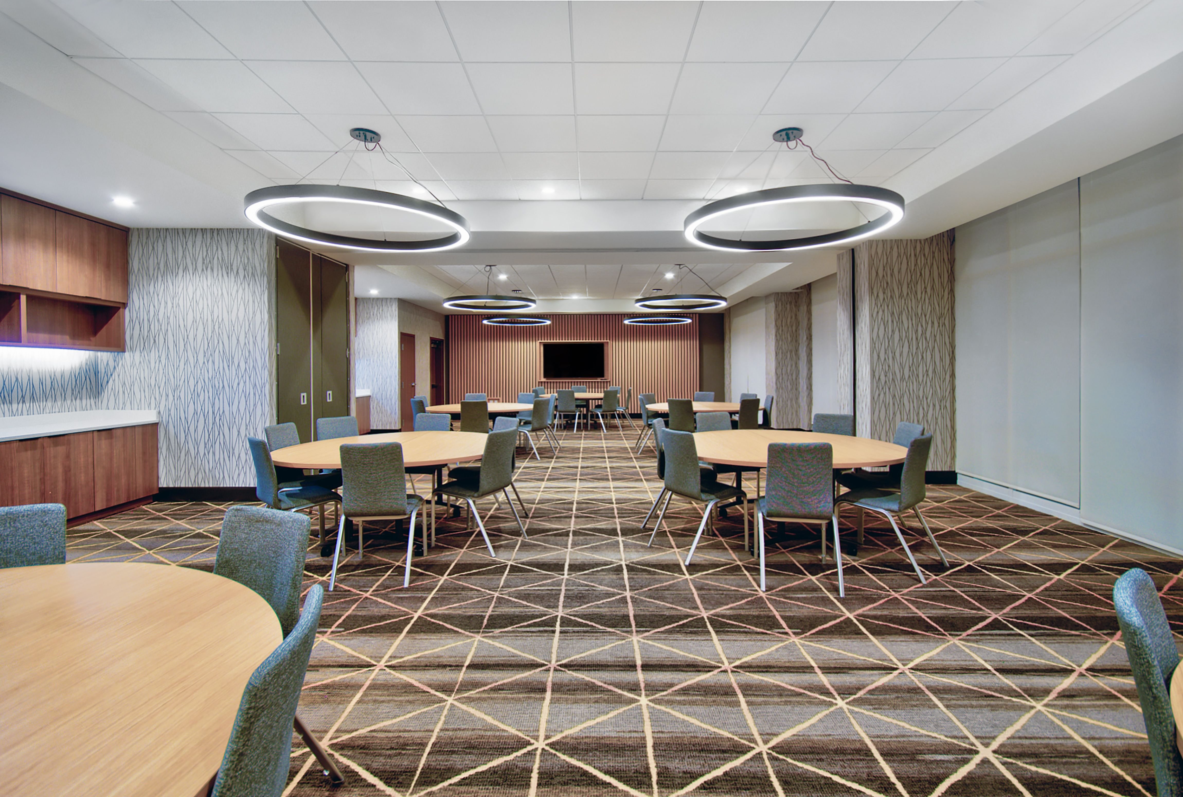 holiday inn erie an ihg hotel