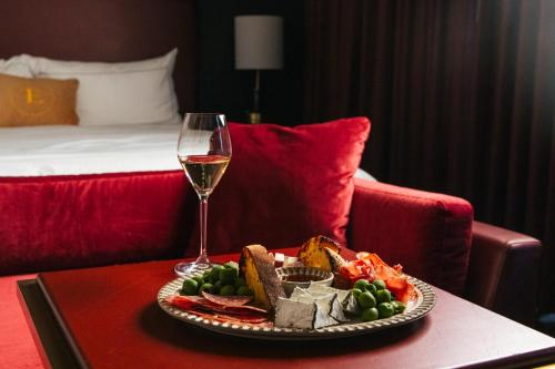 the exchange sacramento curio collection by hilton