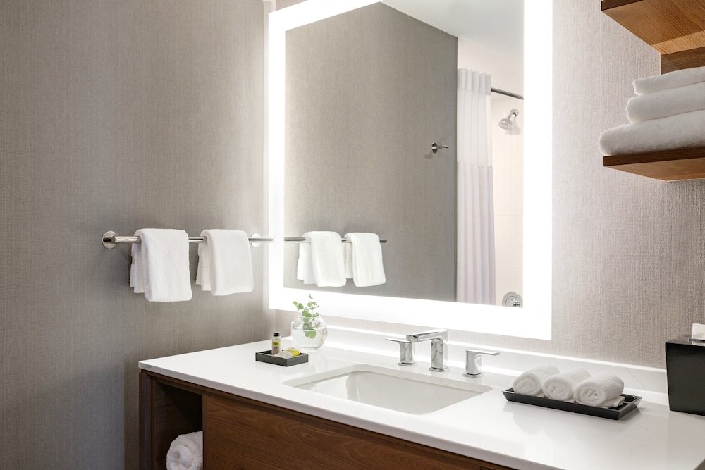 staybridge suites rochester mayo clinic area an ihg hotel
