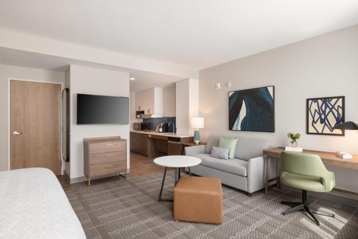 staybridge suites rochester mayo clinic area an ihg hotel