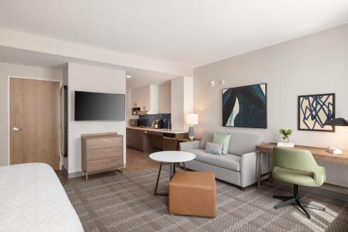 staybridge suites rochester mayo clinic area an ihg hotel