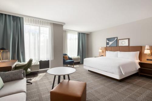 staybridge suites rochester mayo clinic area an ihg hotel