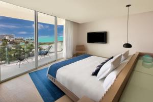 Sls Cancun Hotel & Spa,,5 star