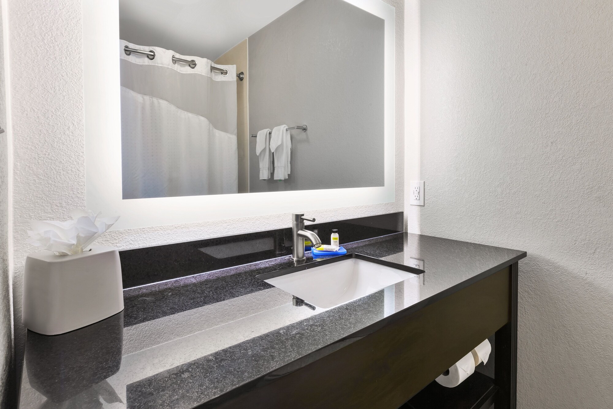 holiday inn express chillicothe east by ihg