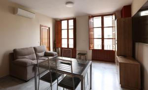 apartamentos reyes catolicos